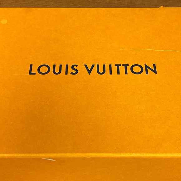 Louis Vuitton” Rivoli “high top sneaker boot - Picture 11 of 12